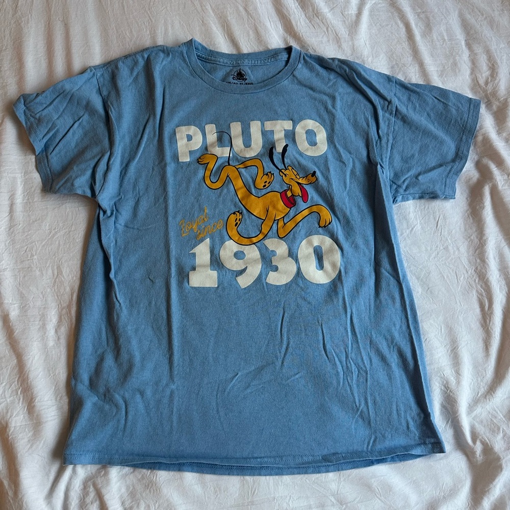 Disney Pluto Light Blue Crewneck Graphic Tee Youth XL